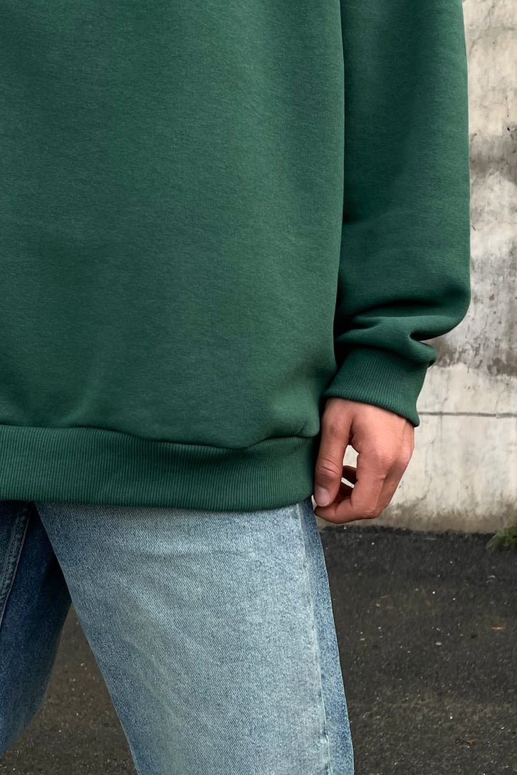 22 Nakışlı Yeşil Oversize Sweatshirt