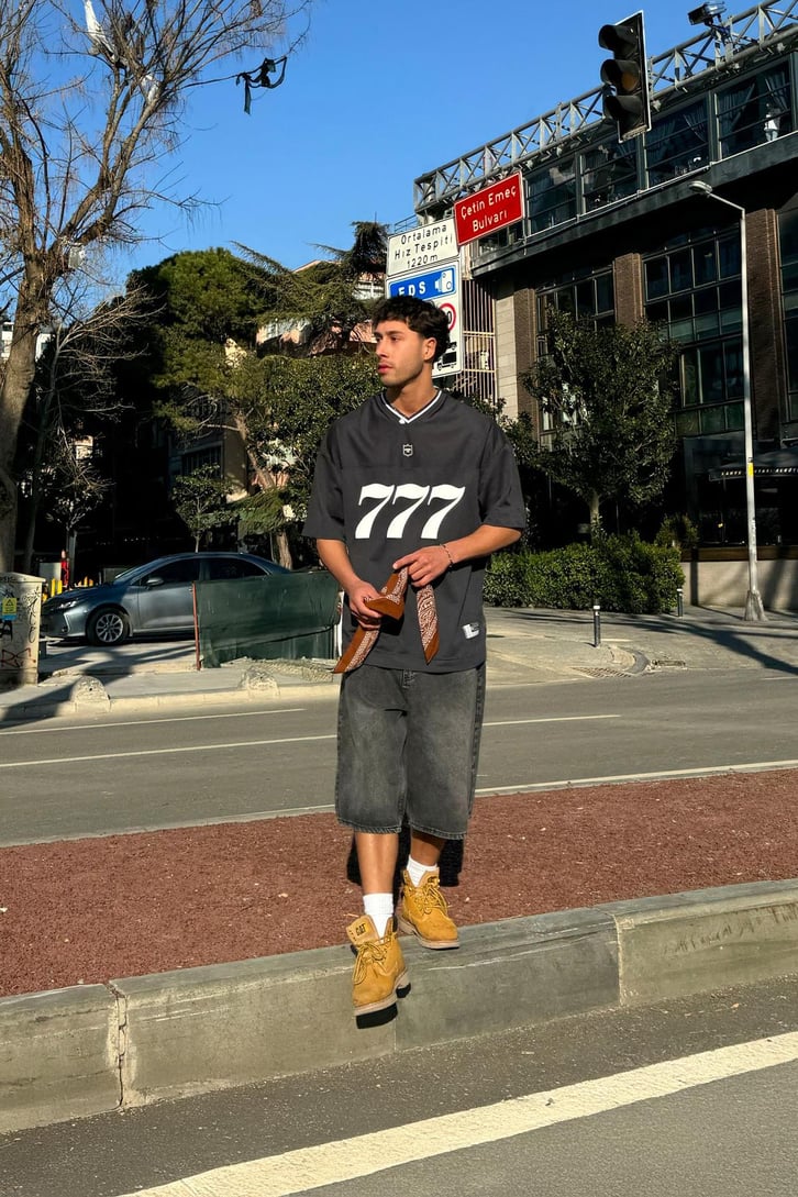 777 Chance V Yaka Oversize  Forma