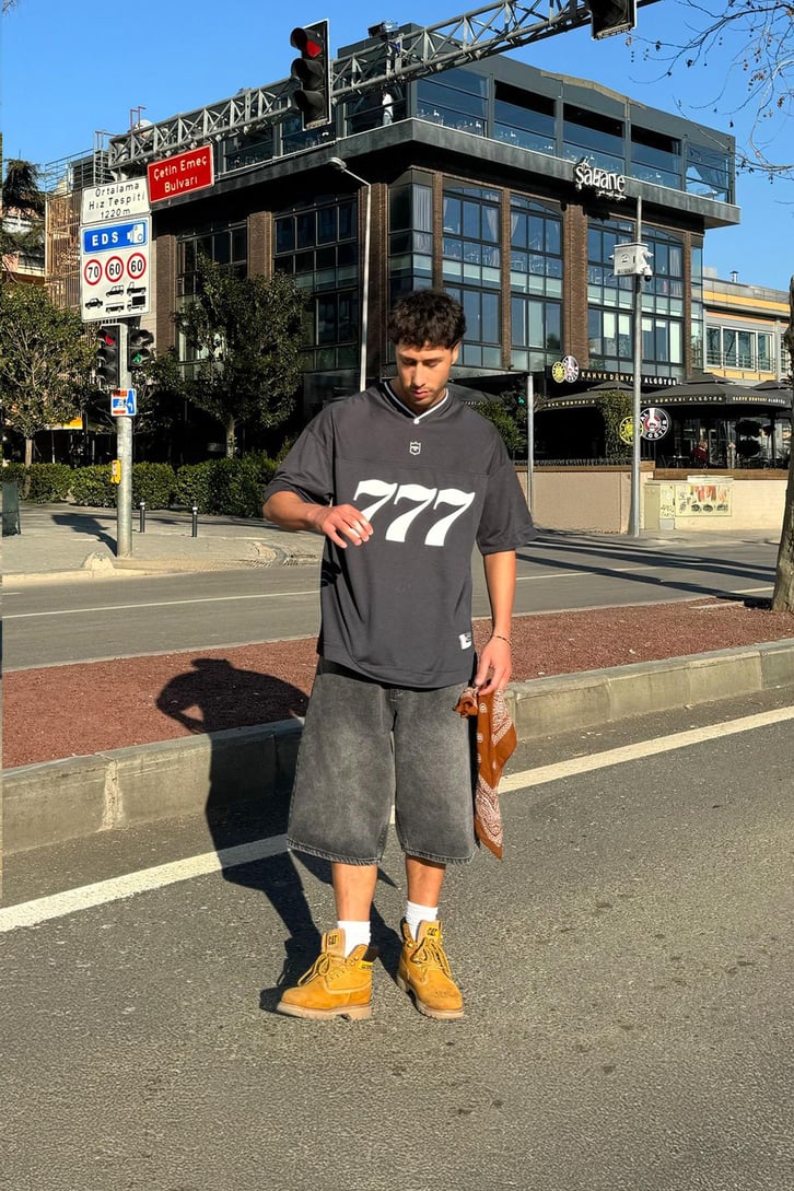 777 Chance V Yaka Oversize  Forma