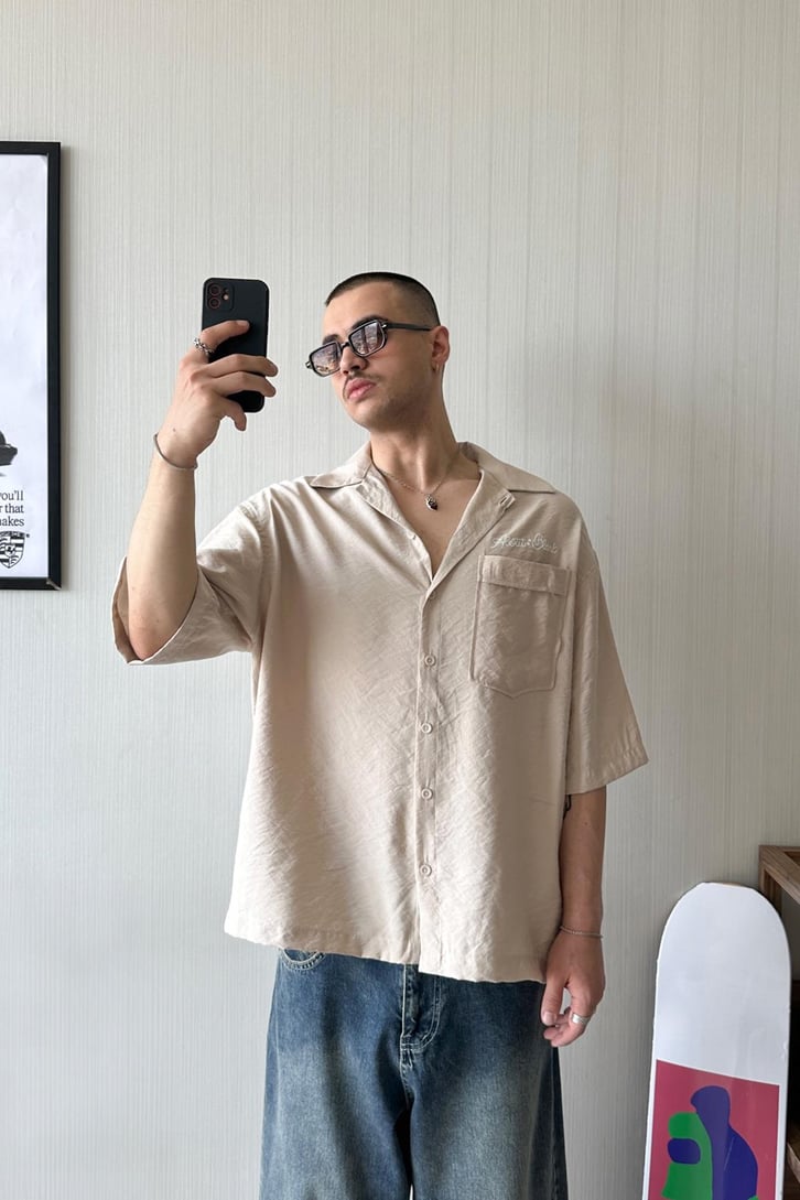 About Comtemporary Baskılı Oversize Gömlek