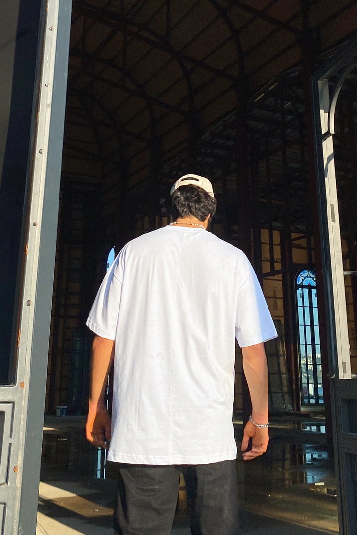 Acid Face Baskılı Beyaz Oversize Tshirt