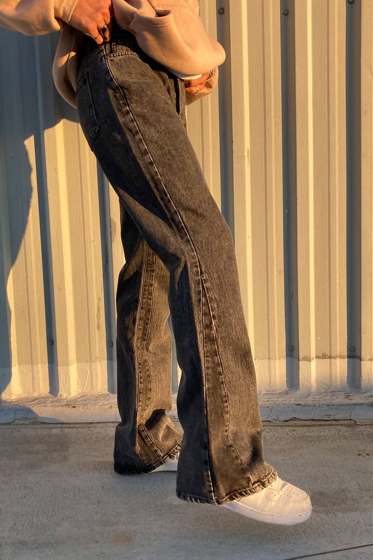 Acid Wash Anthracite Spandex Jeans
