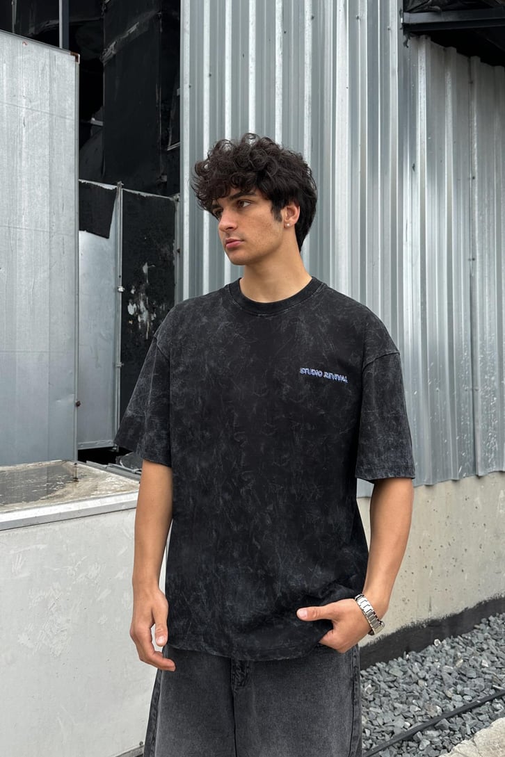 Acid Wash Studıo Revival Oversize Tişört