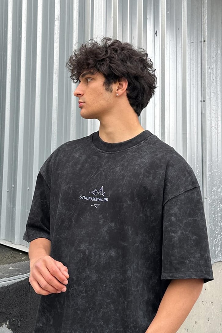 Acid Wash Studio Revival Oversize Tişört