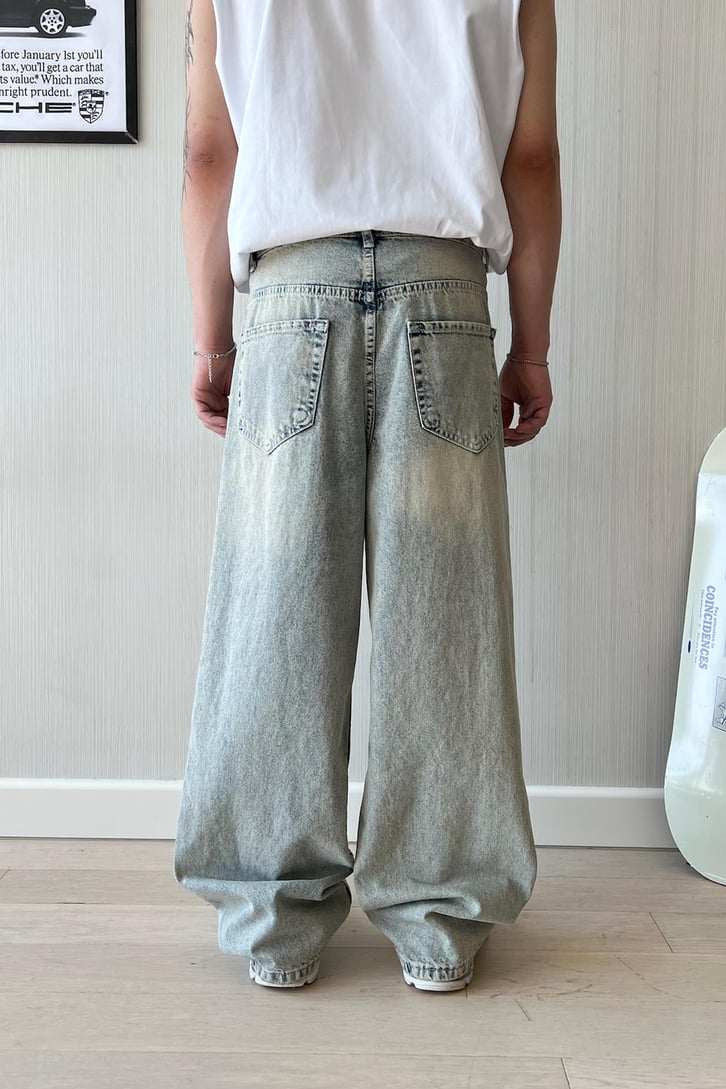 Acid Wash Super Baggy Jean