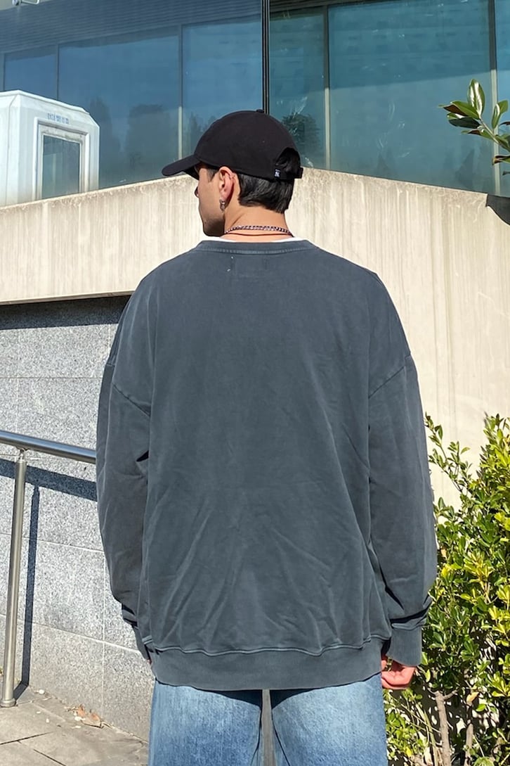Acid Washed Basic Sweatshirt