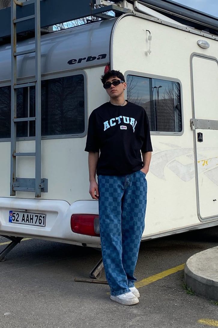 Actual Printed Siyah Oversize Tshirt