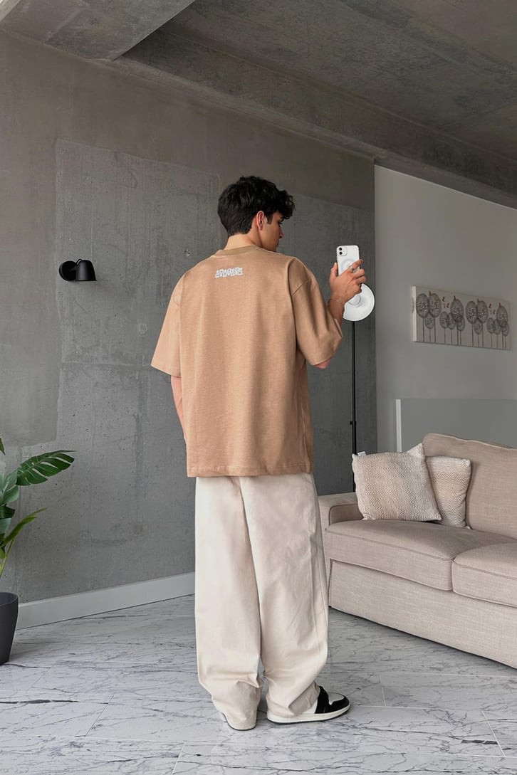 Adult S Swim Baskılı Camel Oversize Tişört