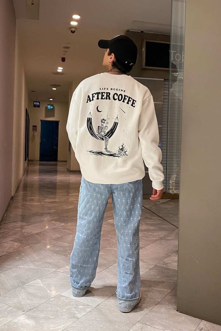 After Coffee Oversize Printed Ecru Sweatshirt