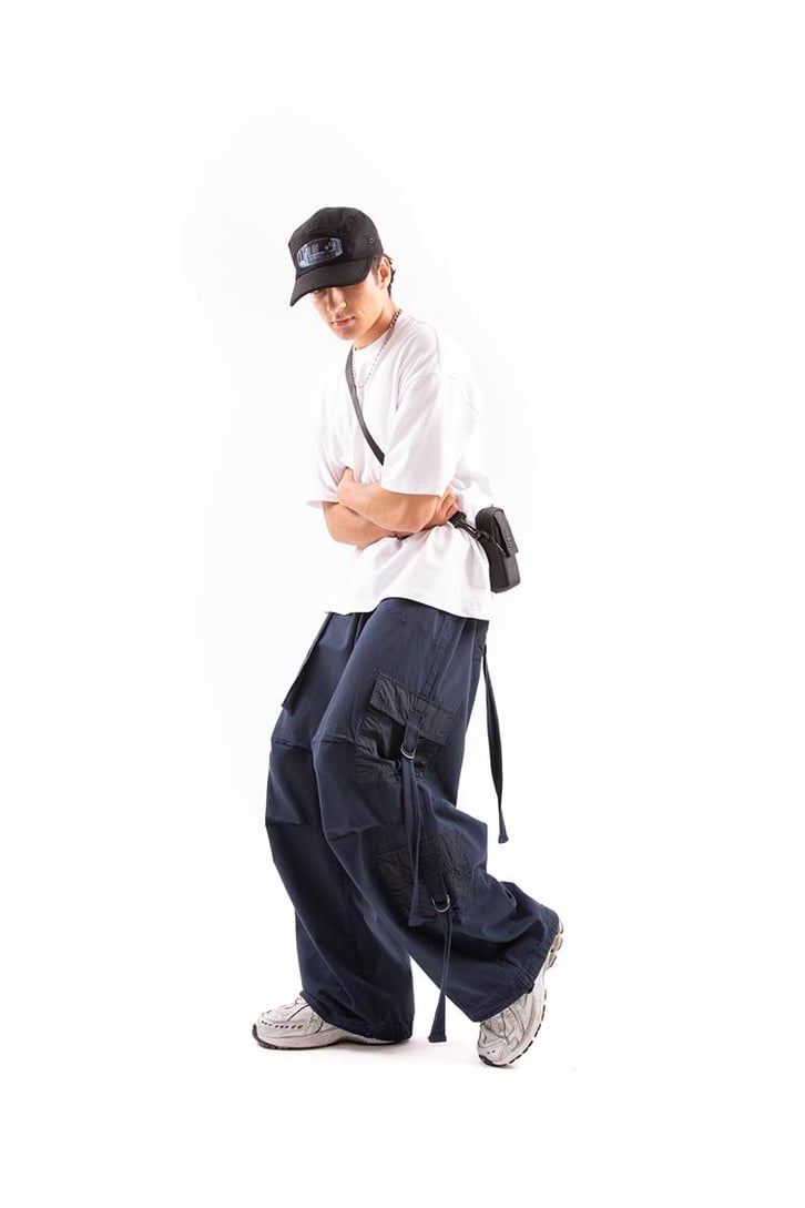 Aksesuar Detaylı Haki Baggy Paraşüt Pantolon