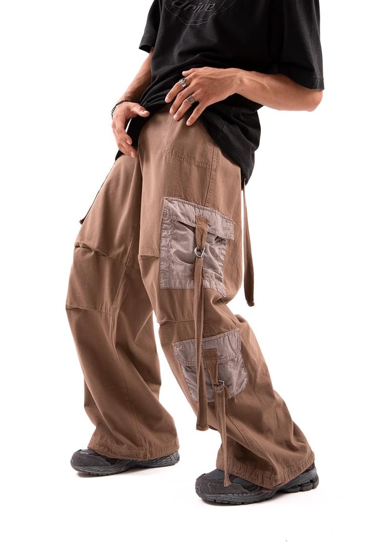 Aksesuar Detaylı Haki Baggy Paraşüt Pantolon