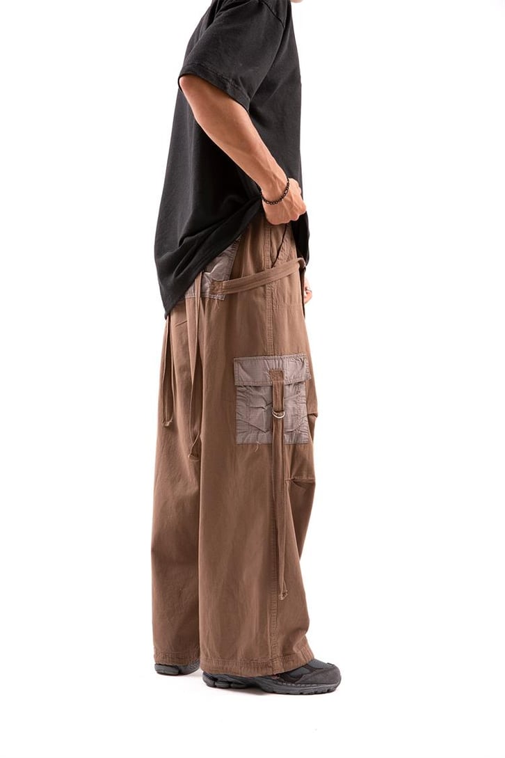 Aksesuar Detaylı Haki Baggy Paraşüt Pantolon