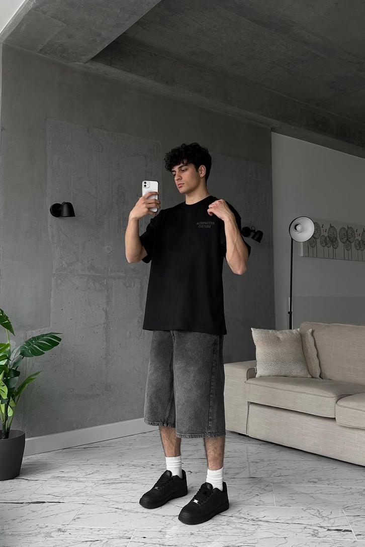 Alternative Baskılı Siyah Oversize Tişört