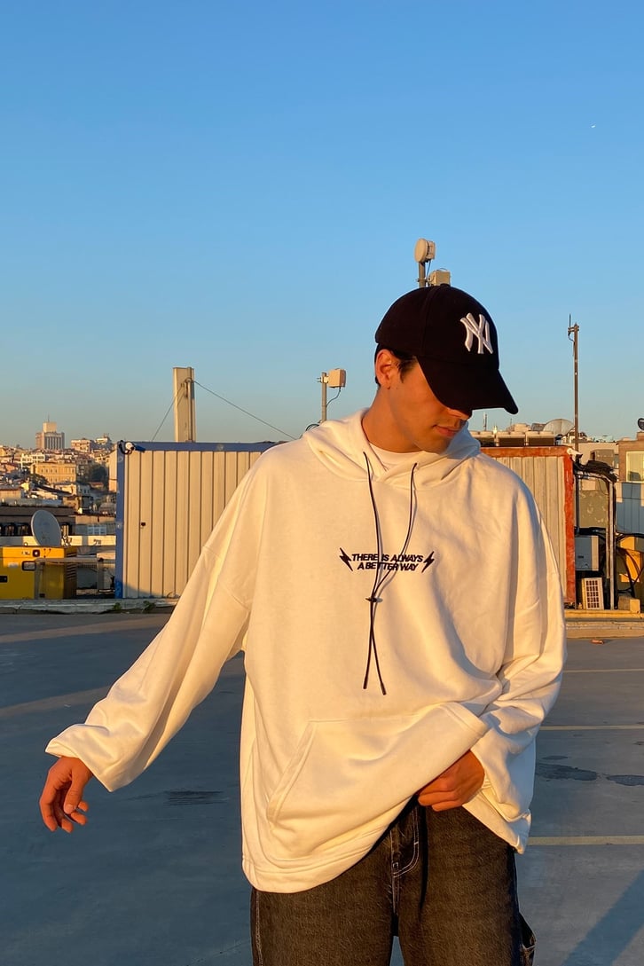ALWAYS A BETTER DAY BASKILI OVERSIZE HOODIE