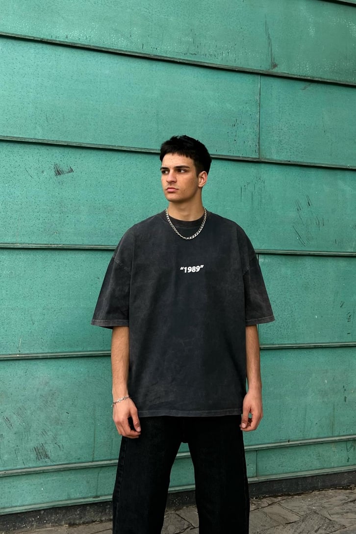 Always Foward Acid Wash Oversize Tshirt