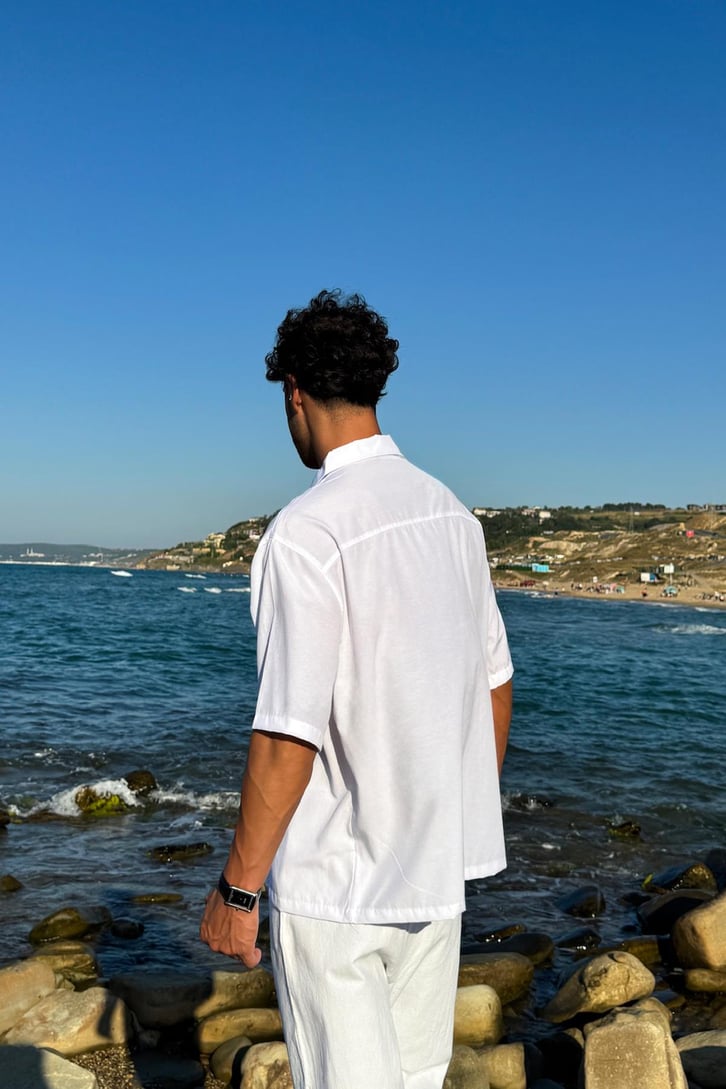 Apaş Yaka Oversize Kısa Kol Gömlek