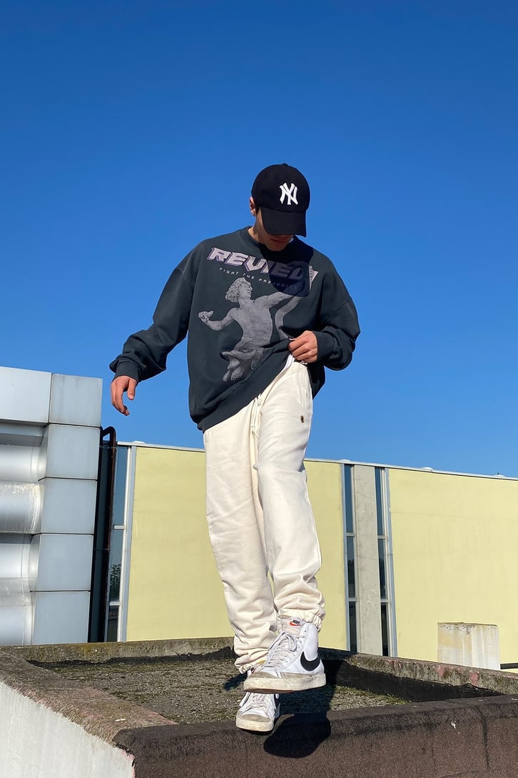 ARKASI BASKILI OVERSIZE EŞOFMAN