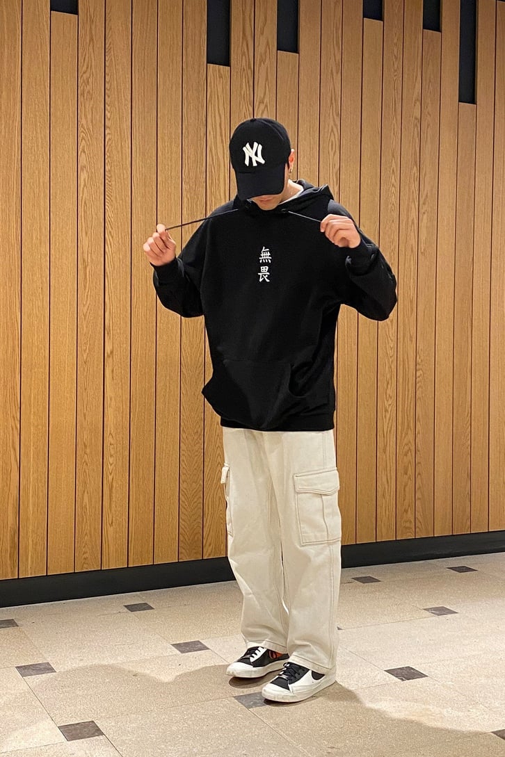 ARKASI İBLİS BASKILI OVERSIZE HOODIE