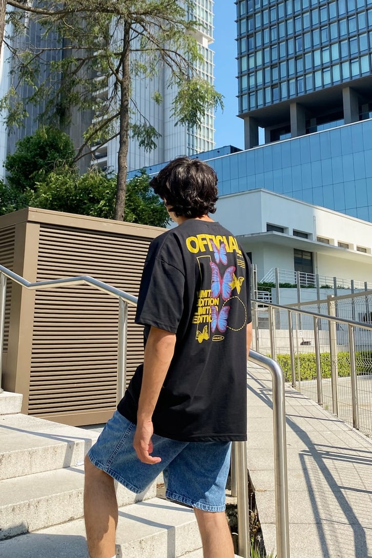 Arkası Kelebek Baskılı Oversize Tshirt