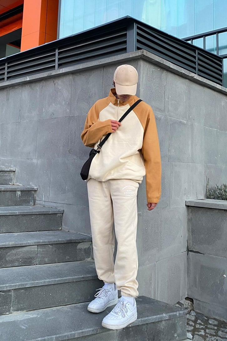 Athleisure Oversize Minimal Printed Sweatpant
