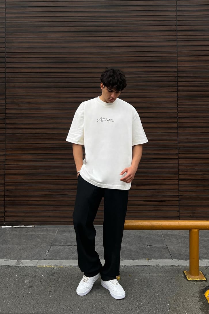 Athletics Baskılı Beyaz Oversize Tişört