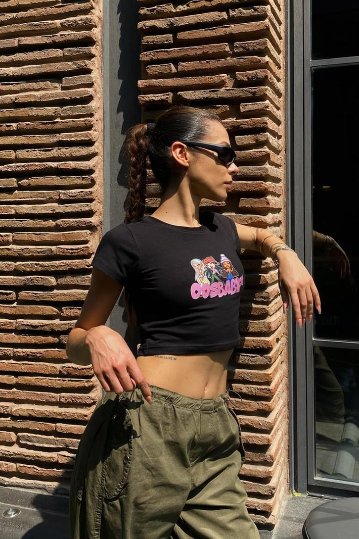 Baby Baskılı Siyah Crop
