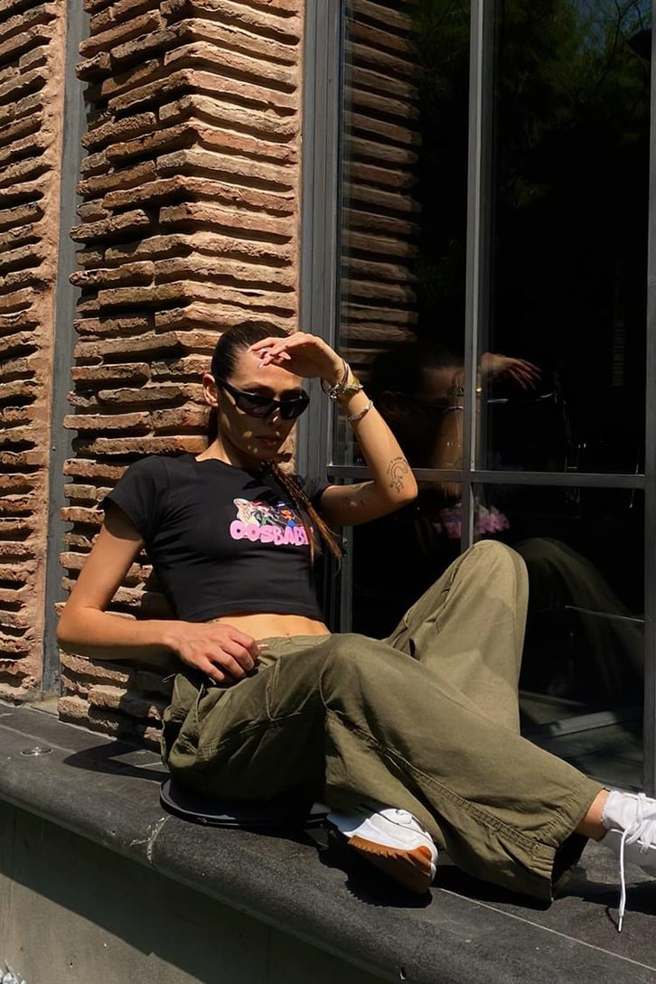 Baby Baskılı Siyah Crop