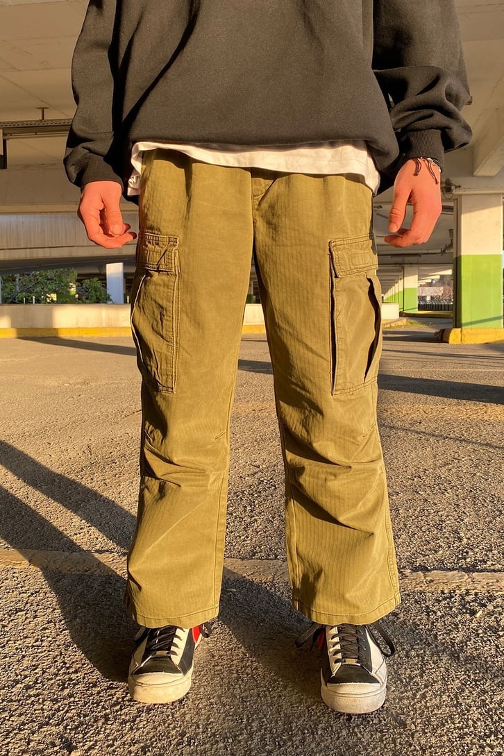 BAĞCIK DETAY KARGO PANTOLON