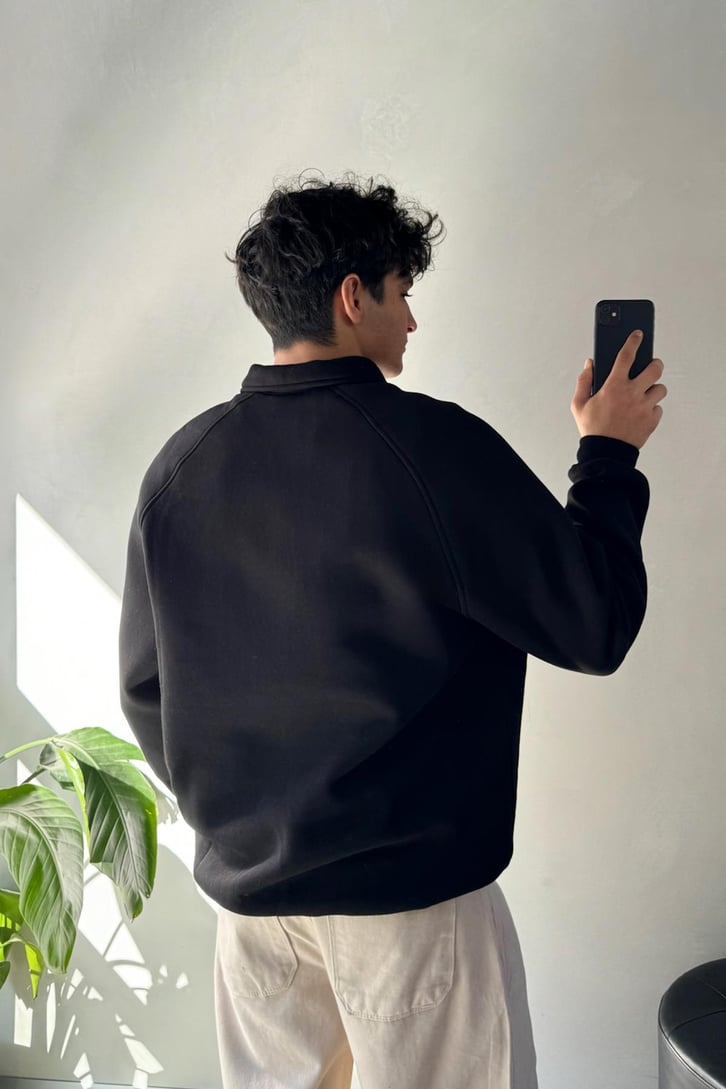 Bakunchık Baskılı Polo Yaka Siyah Sweatshirt