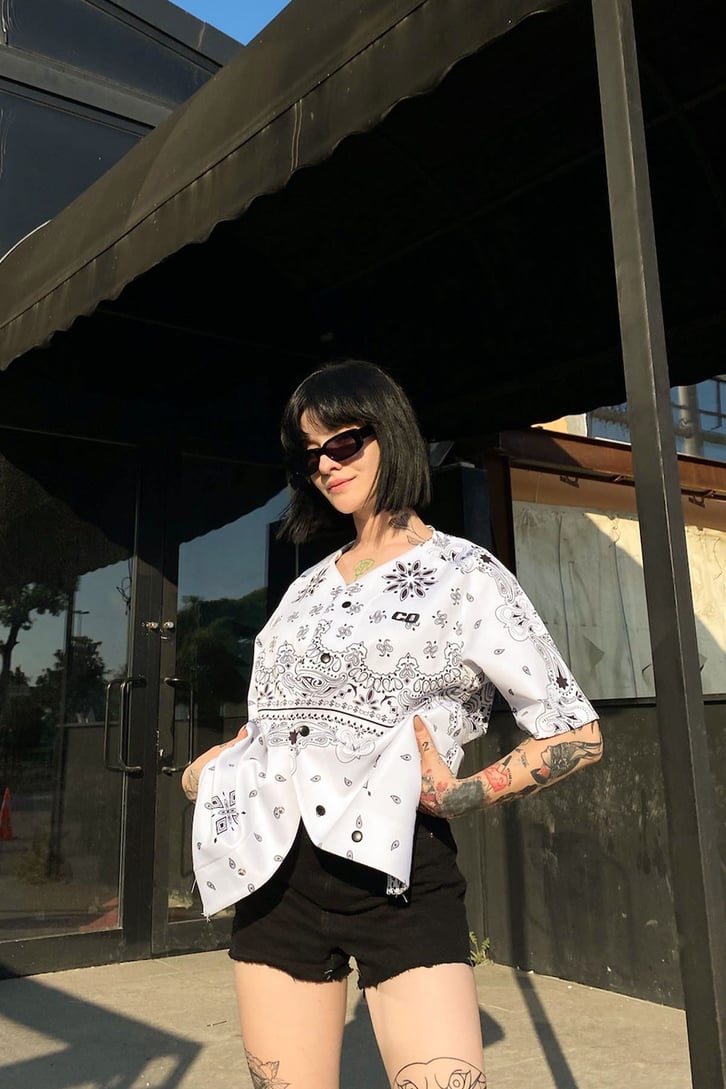 Bandana Desen Beyaz Gömlek