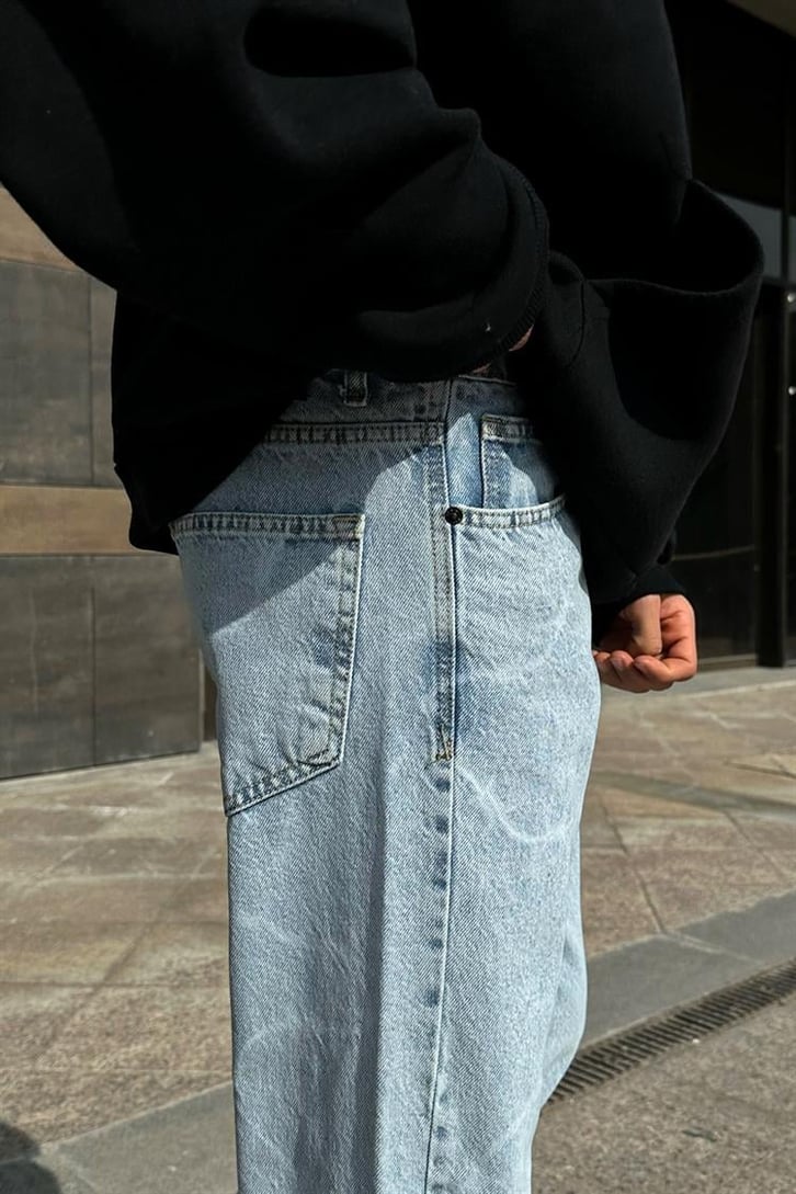 Barbed Wire Desenli Buz Mavi Regular Fit Jean