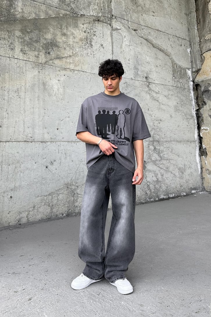 Basic Acid Wash Baggy Jean