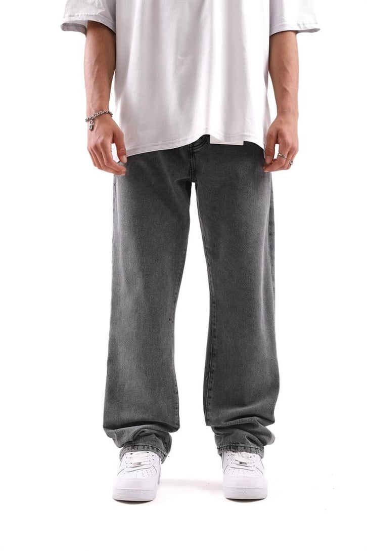 Basic Acid Wash Baggy Jean