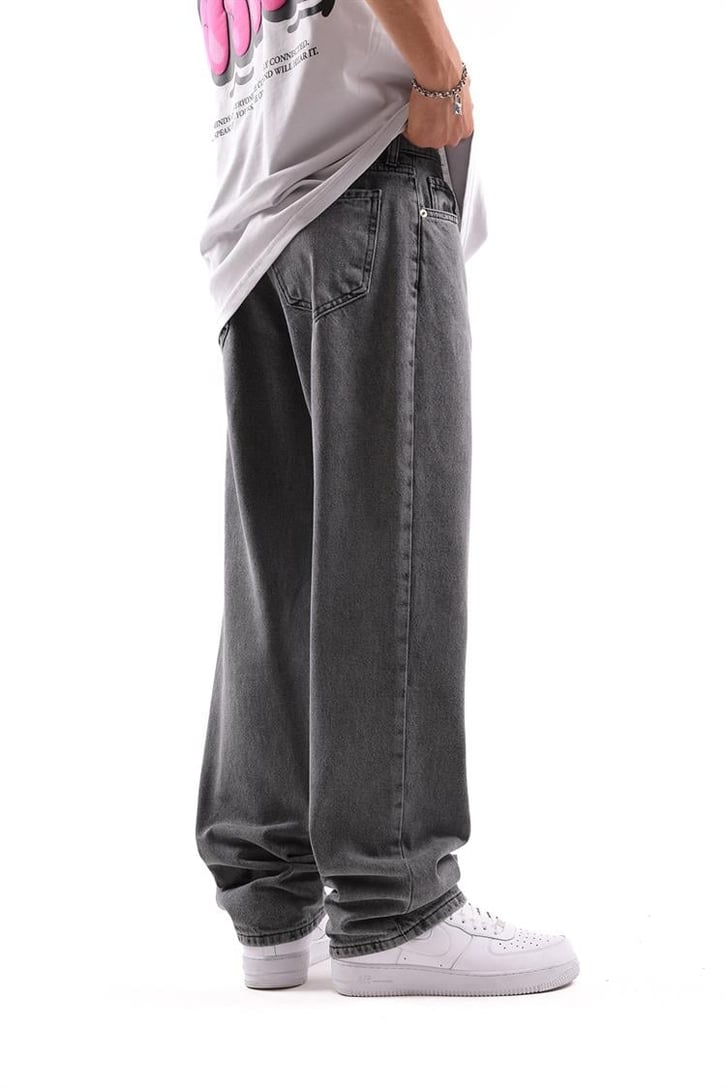 Basic Acid Wash Baggy Jean