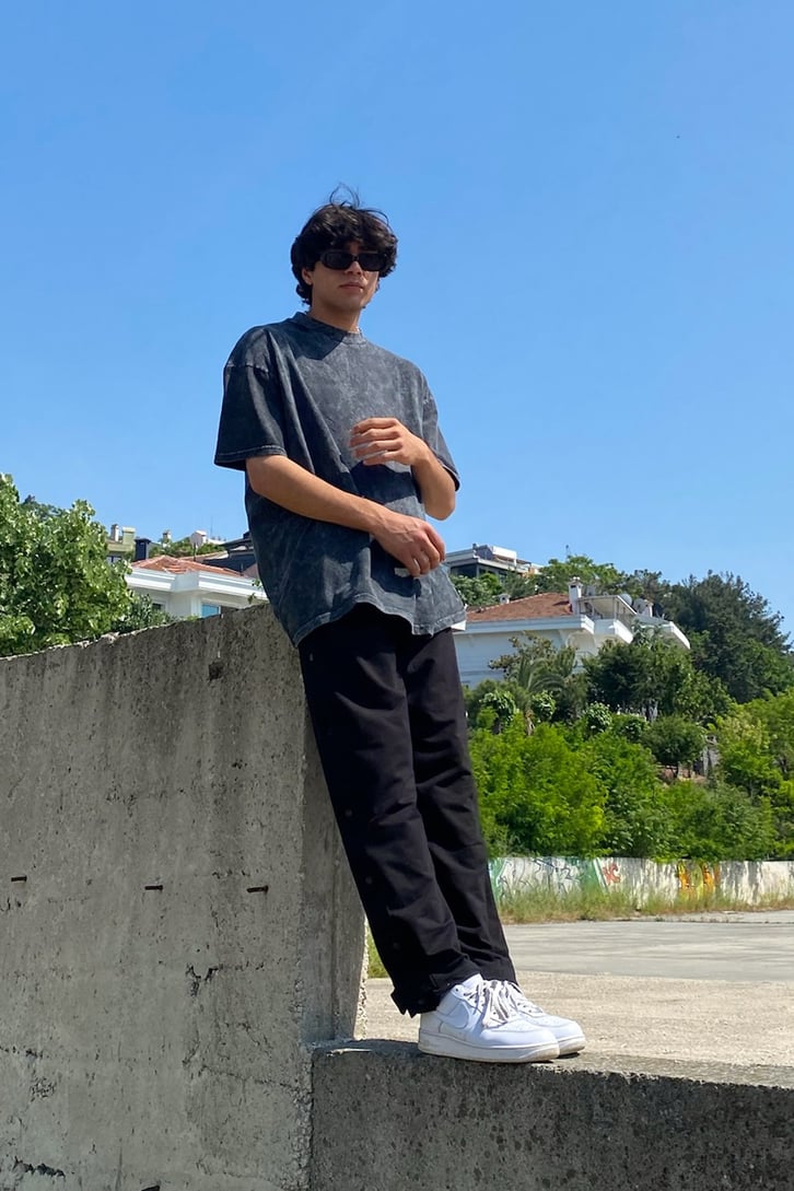 Basic Acid Wash Oversize Tshirt