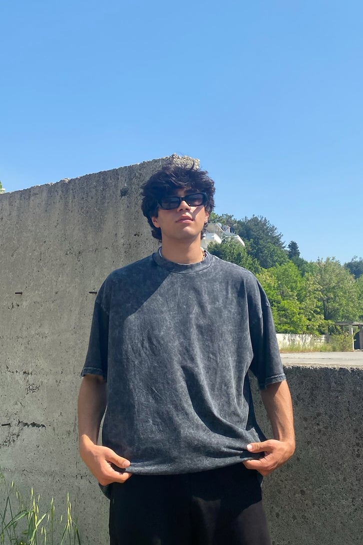 Basic Acid Wash Oversize Tshirt