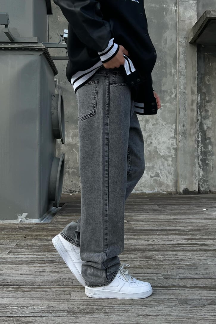 Basic Baggy Jean