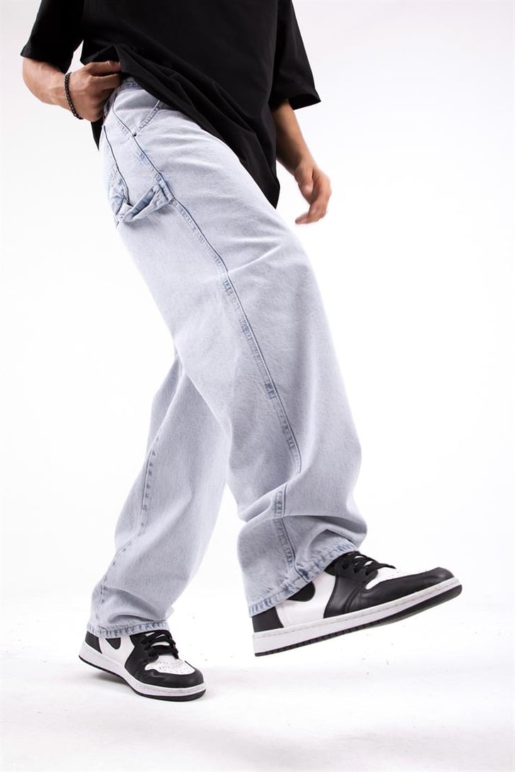 Basic Baggy Jean