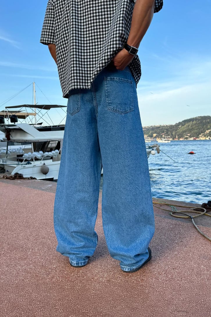 Basic Baggy Jean