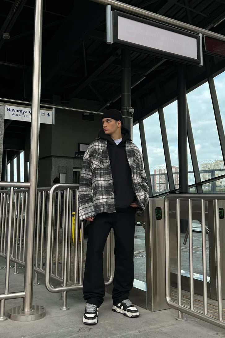 Basic Baggy Jean