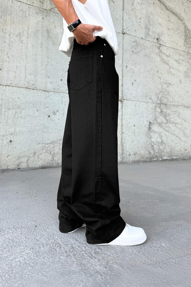 Basic Baggy Jean
