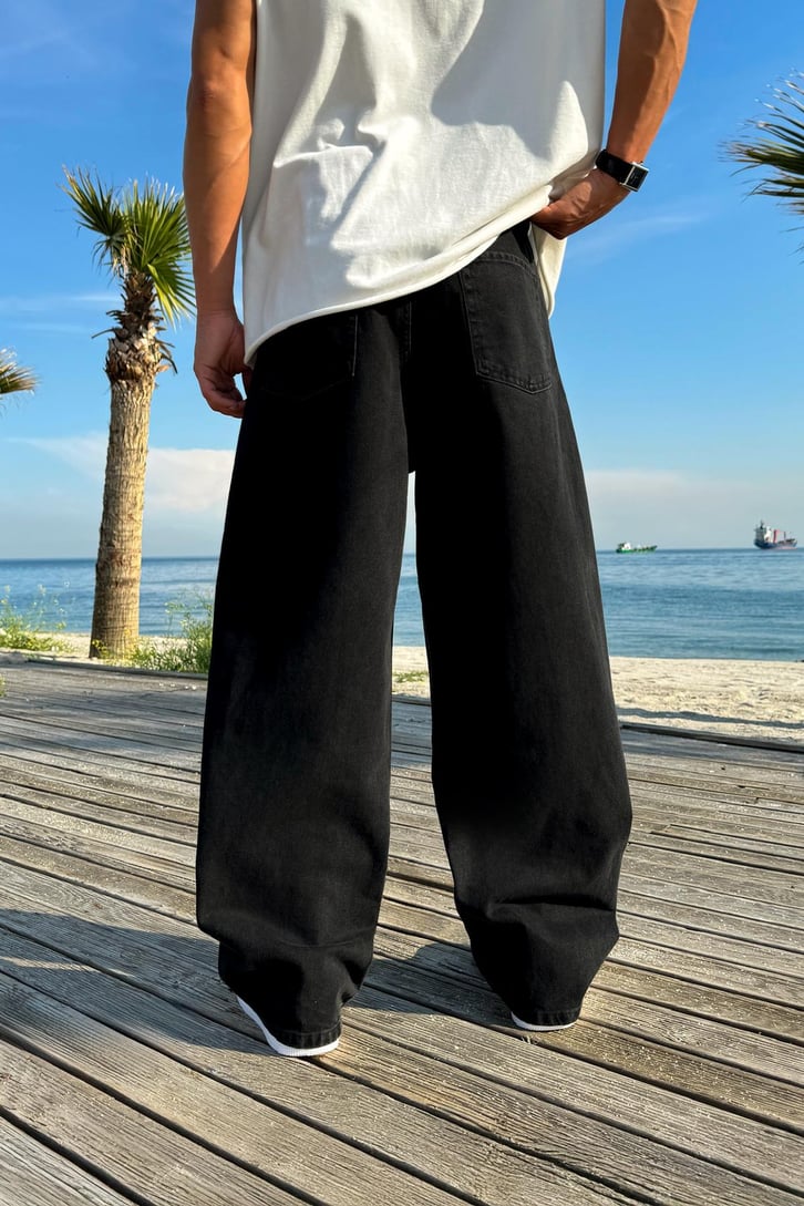 Basic Baggy Jean