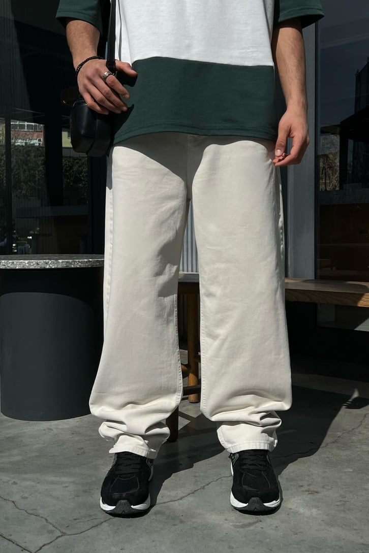 Basic Baggy Jean