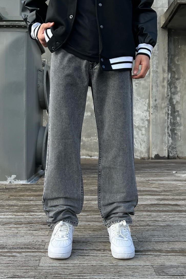 Basic Baggy Jean