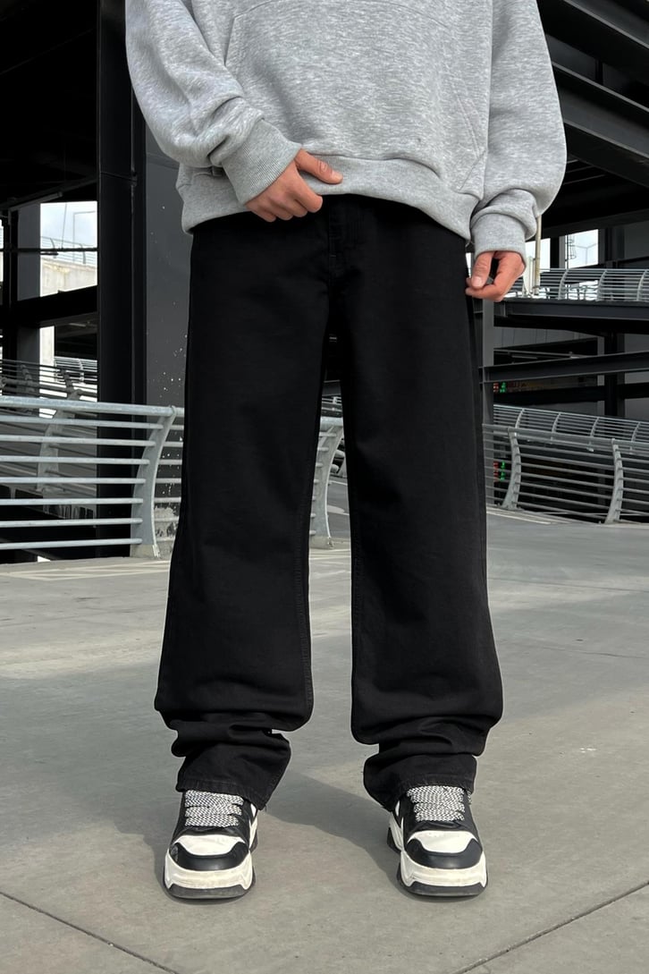 Basic Baggy Jean