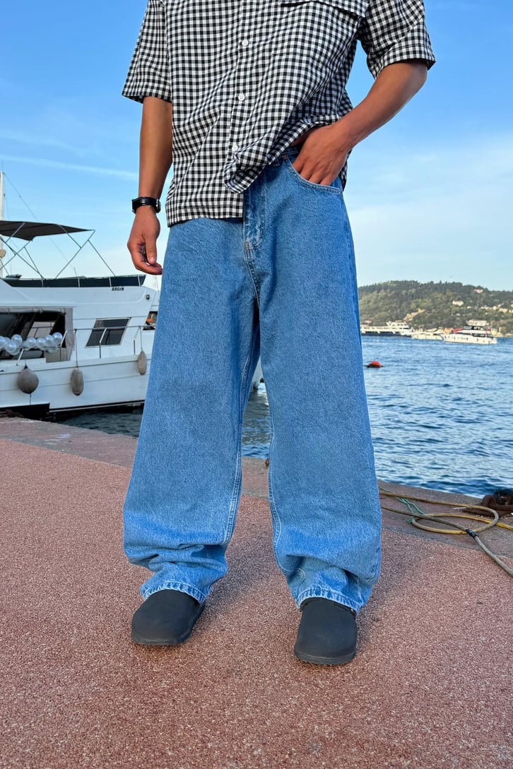 Basic Baggy Jean