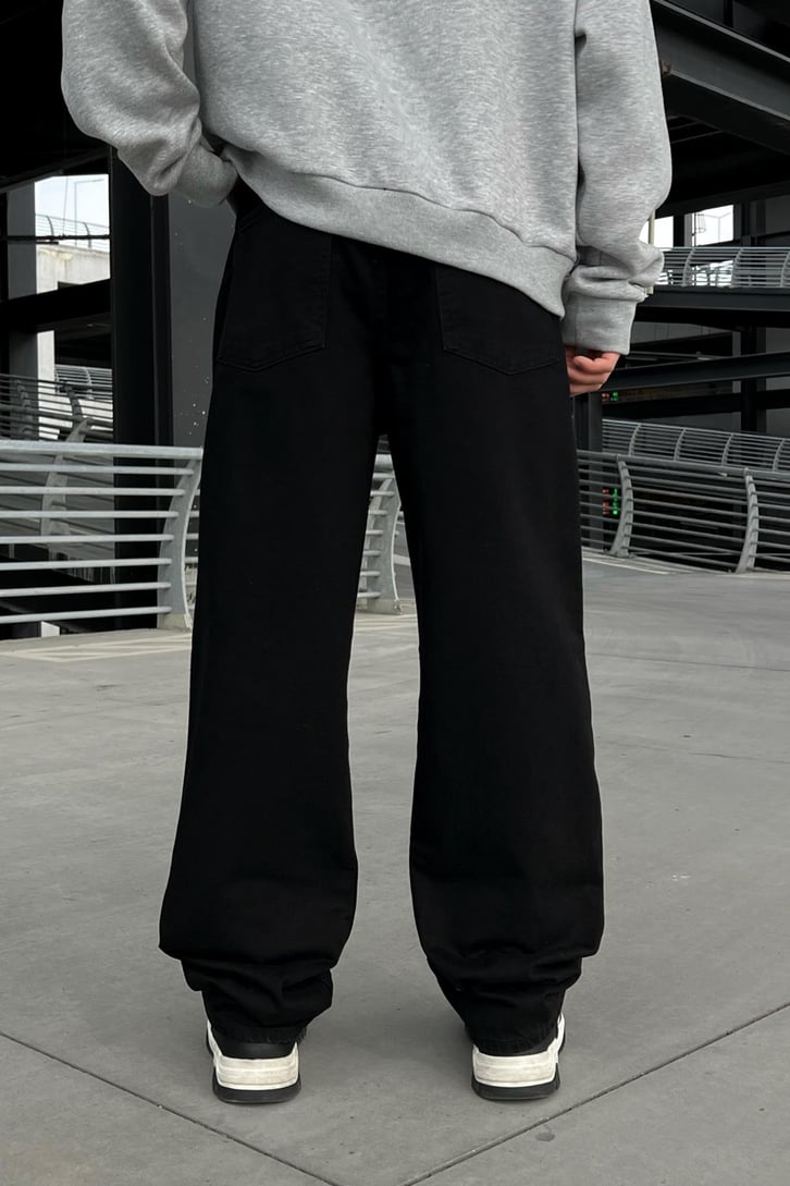 Basic Baggy Jean