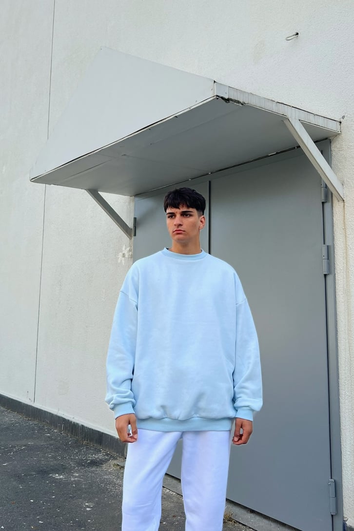 Basic Bebek Mavisi Oversize Sweatshirt