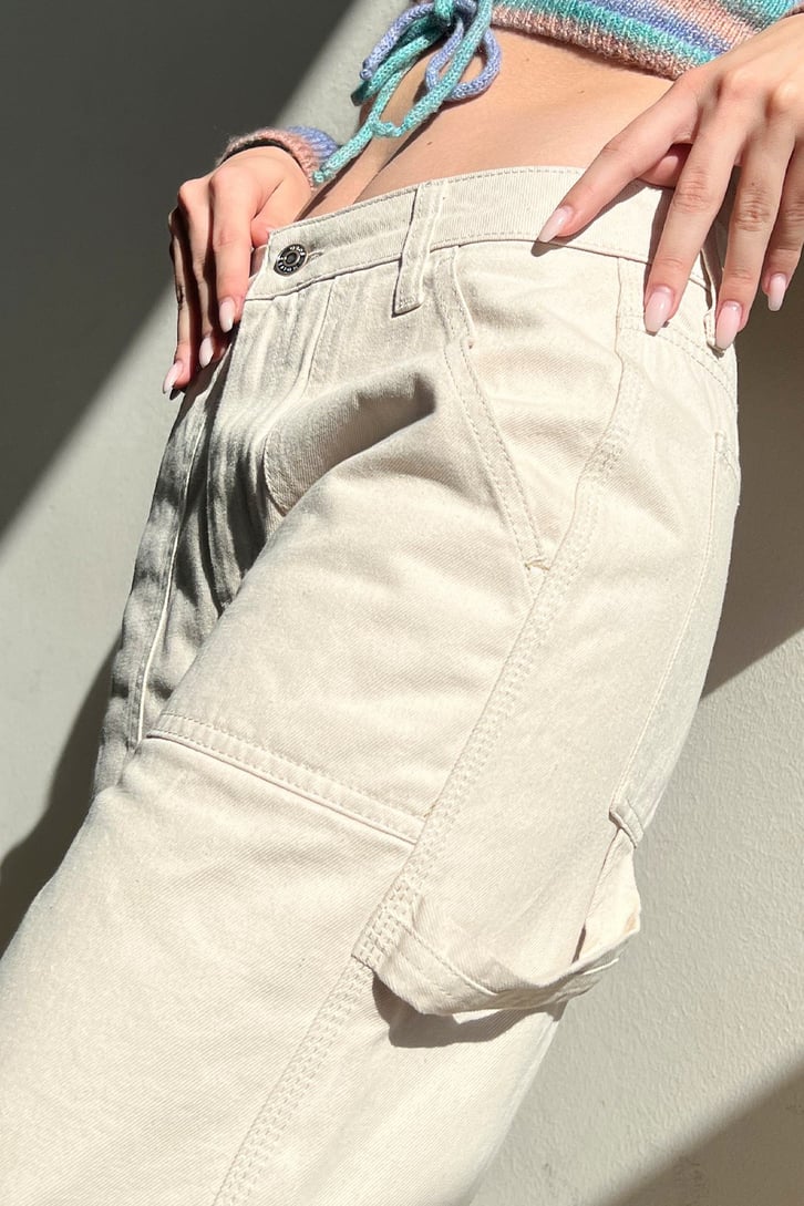 Basic Bej Baggy Jean