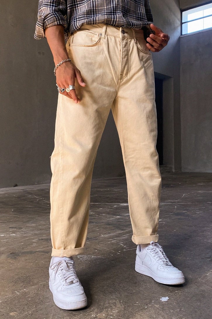 Basic Bej Baggy Jean